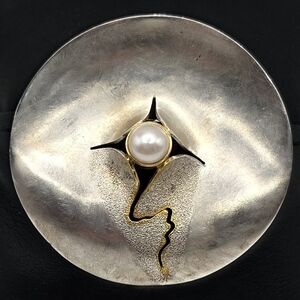 MICHOU DESIGN PEARL 925 STERLING SILVER AND 22KYG VERMEIL PENDANT BROOCH